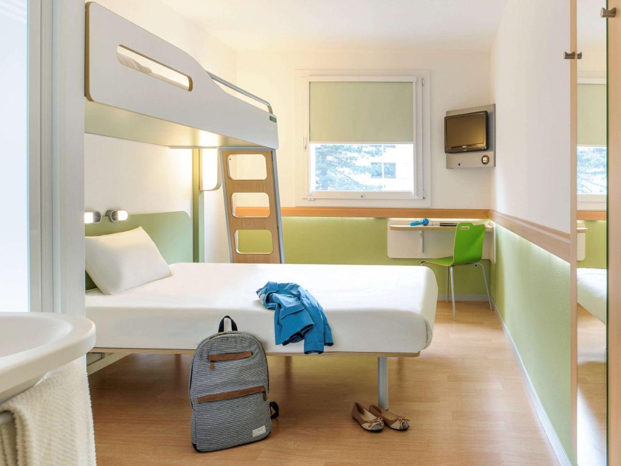 ibis budget L'Isle Adam Bagian luar foto